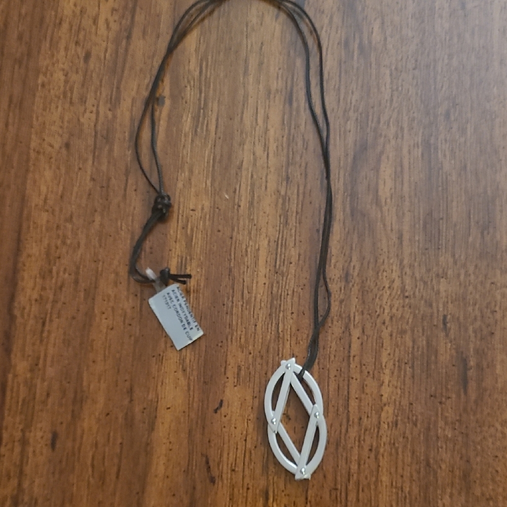 Black and Silver Men's Pendant Necklace
